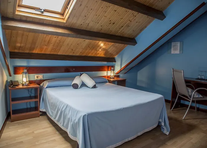 A. G. Porcillan Hotell 2*